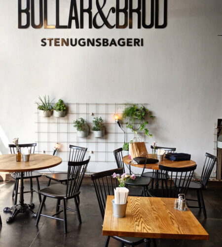 The interior of Bullar&Bröd Stenugnsbageri.